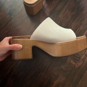 House of harlow clogs NWT
